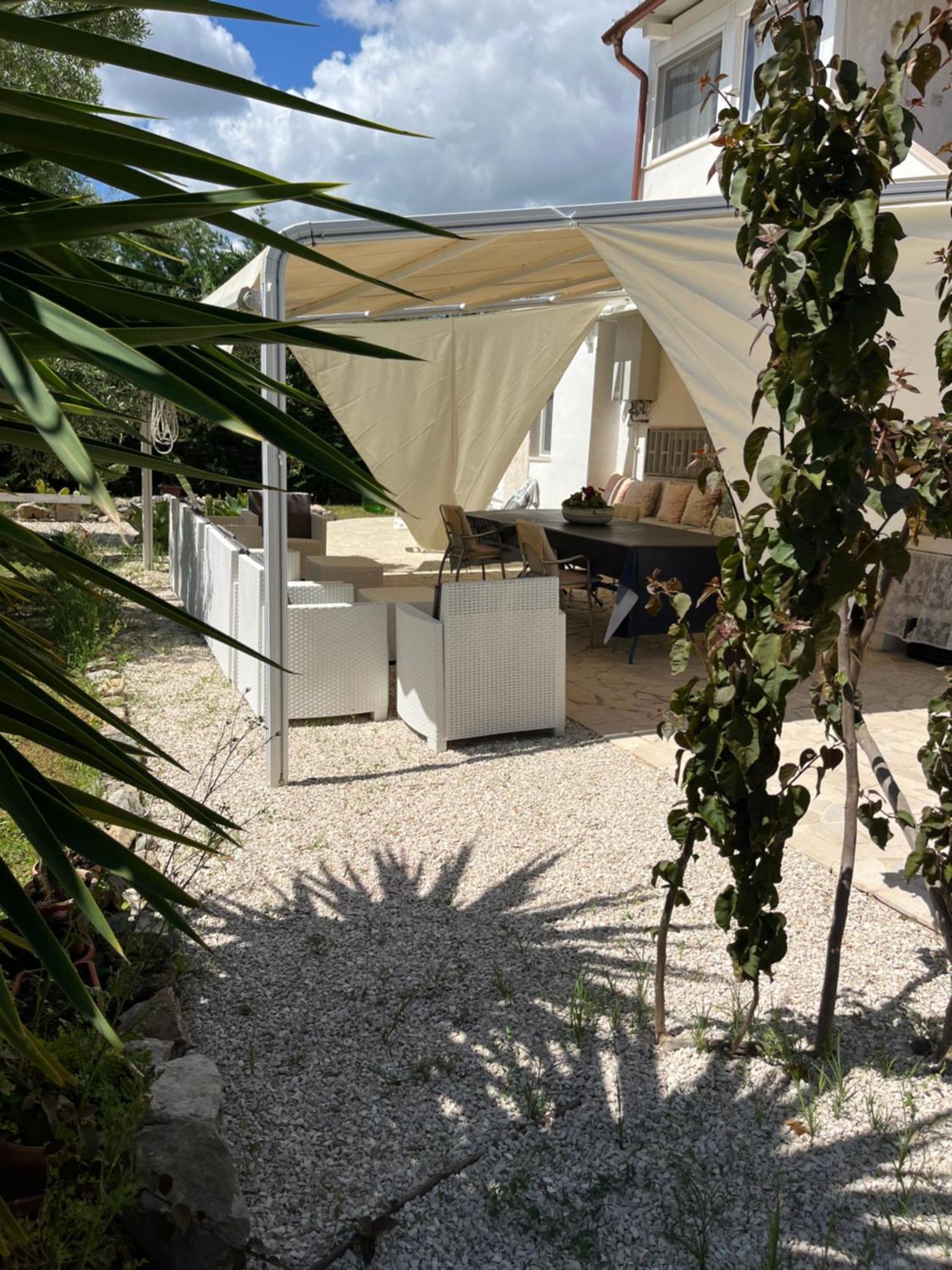 B&B Villa Mediterranee Con Parking Space Trani Exterior foto